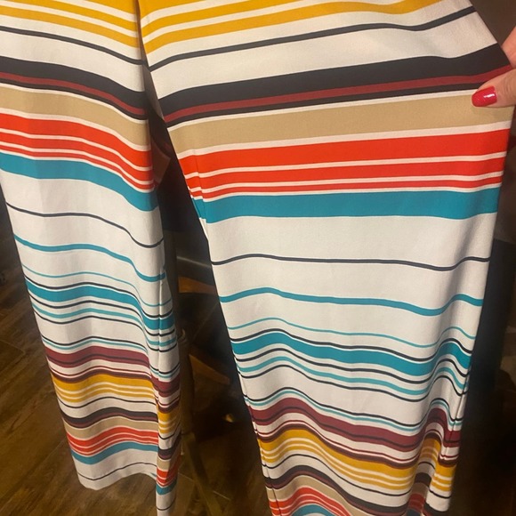 Resort Style New York & Company Gaucho Pants Sz L (12-14) - Picture 3 of 8